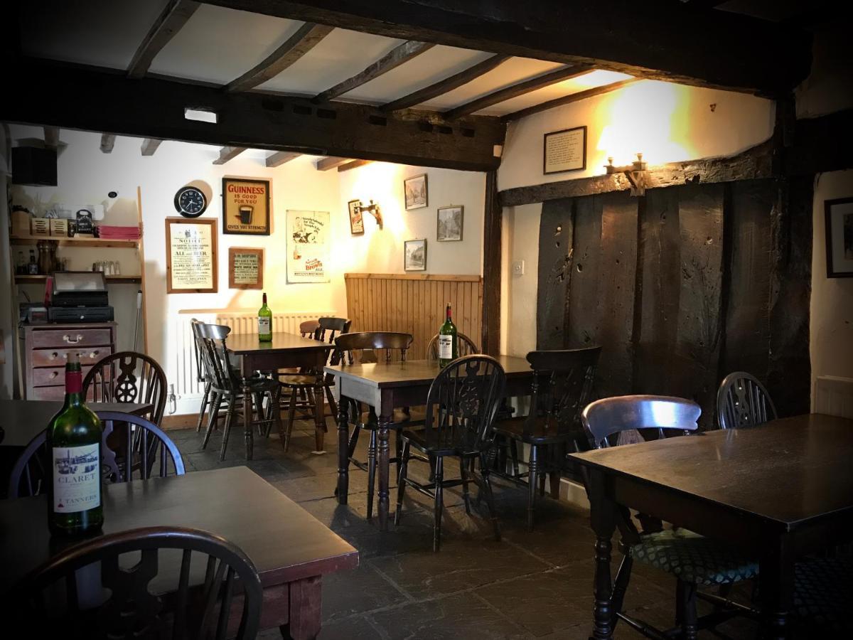 The White Horse Inn, Clun מראה חיצוני תמונה