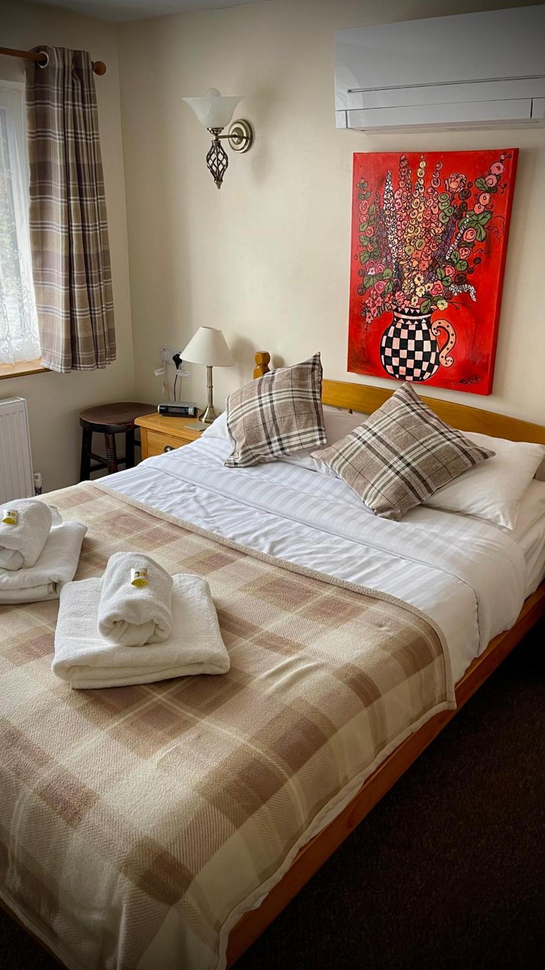 The White Horse Inn, Clun מראה חיצוני תמונה